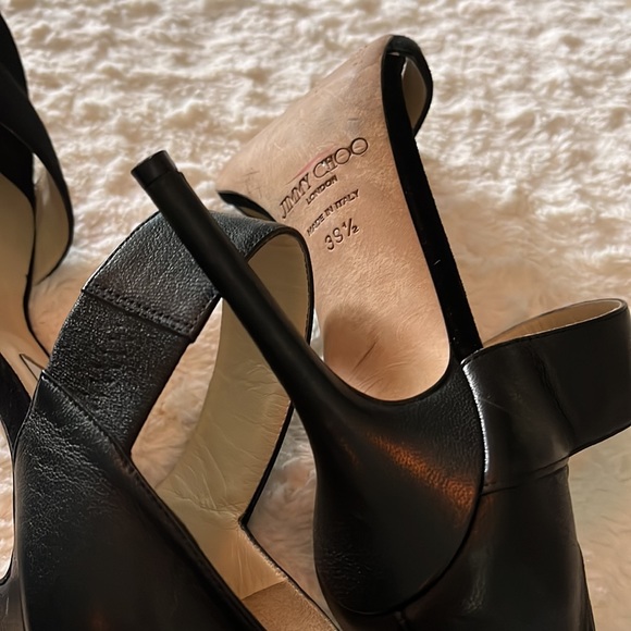 - Gorgeous Jimmy Choo Black Leather/Suede Heels ( 39.5) - Picture 8 of 10